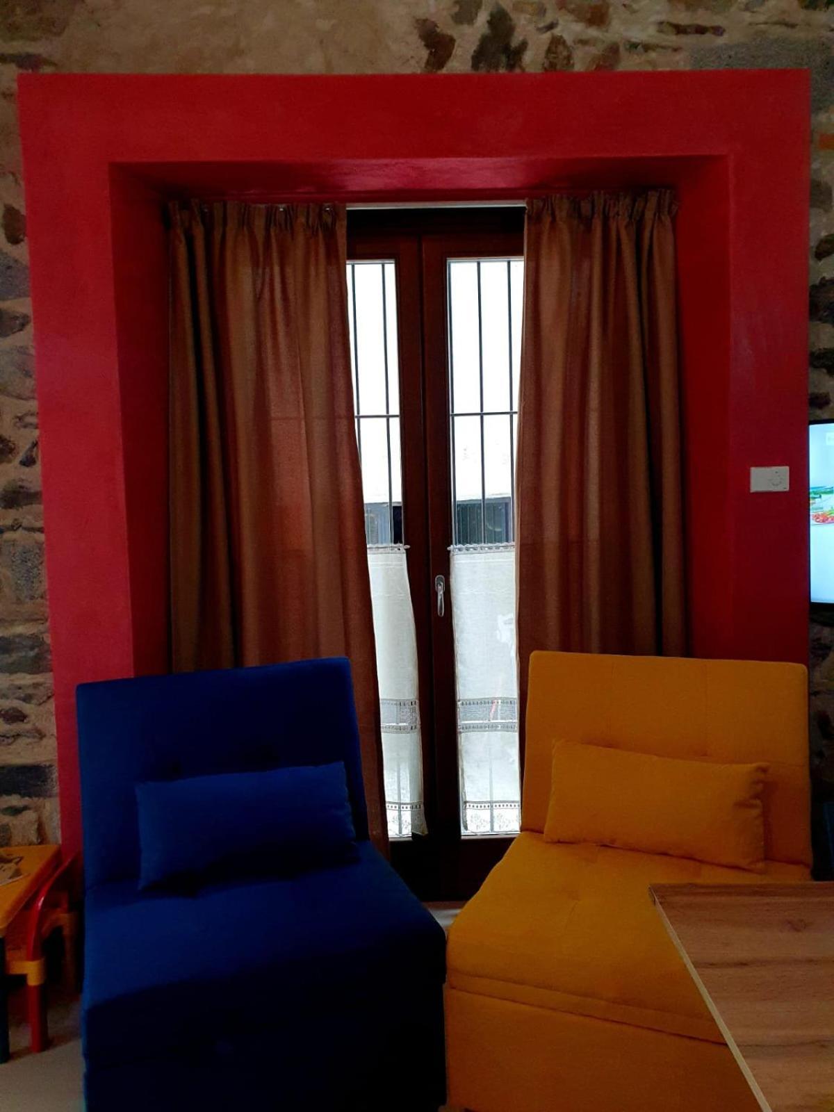 Vivere A Colori Bilocale Al Solivo エクステリア 写真
